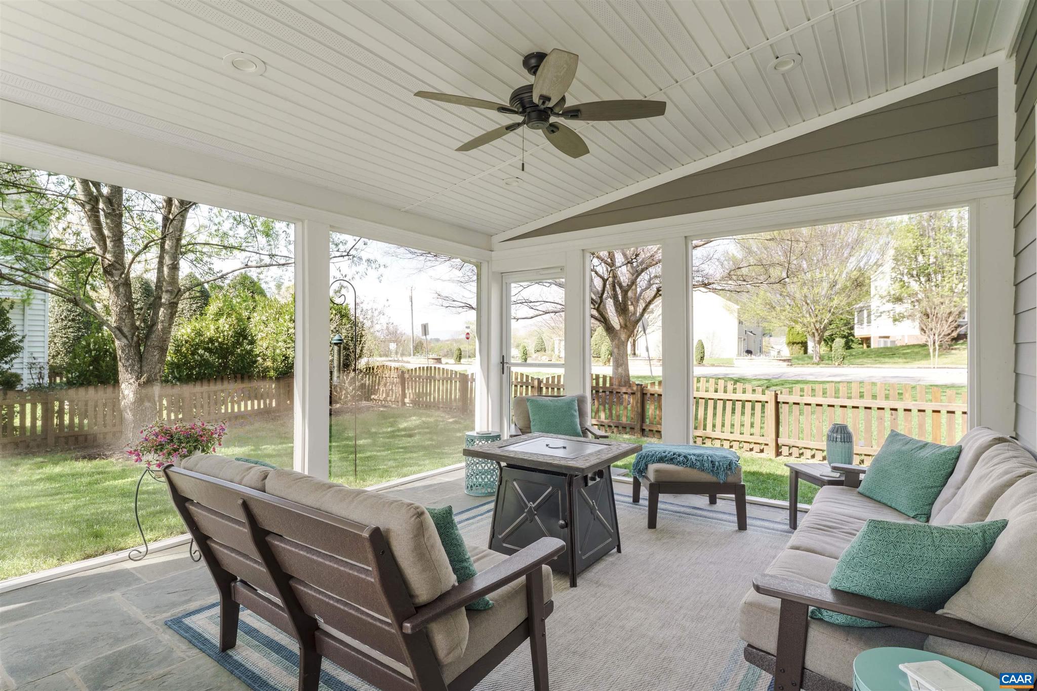 GRAYROCK - Residential