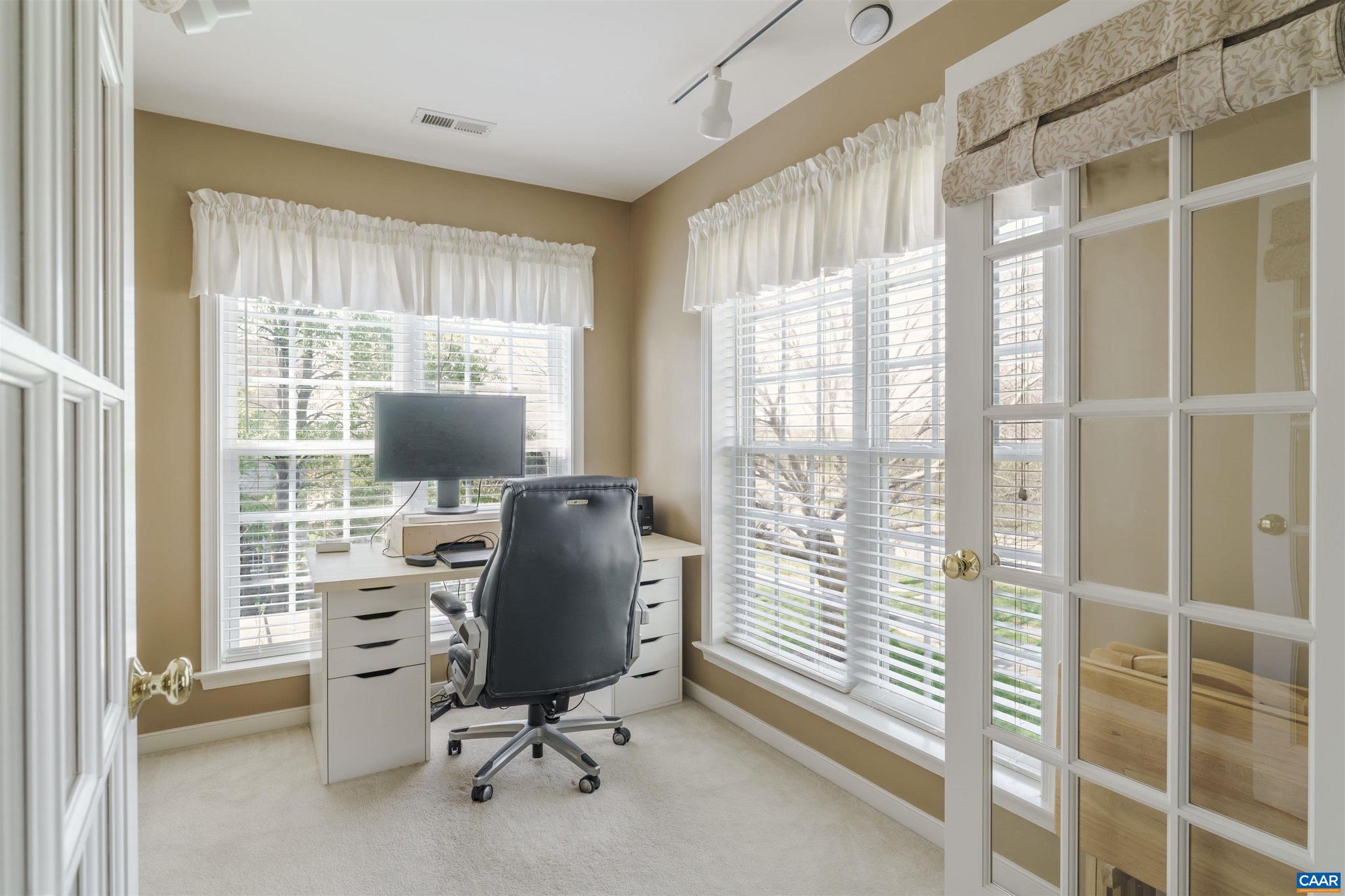 GRAYROCK - Residential