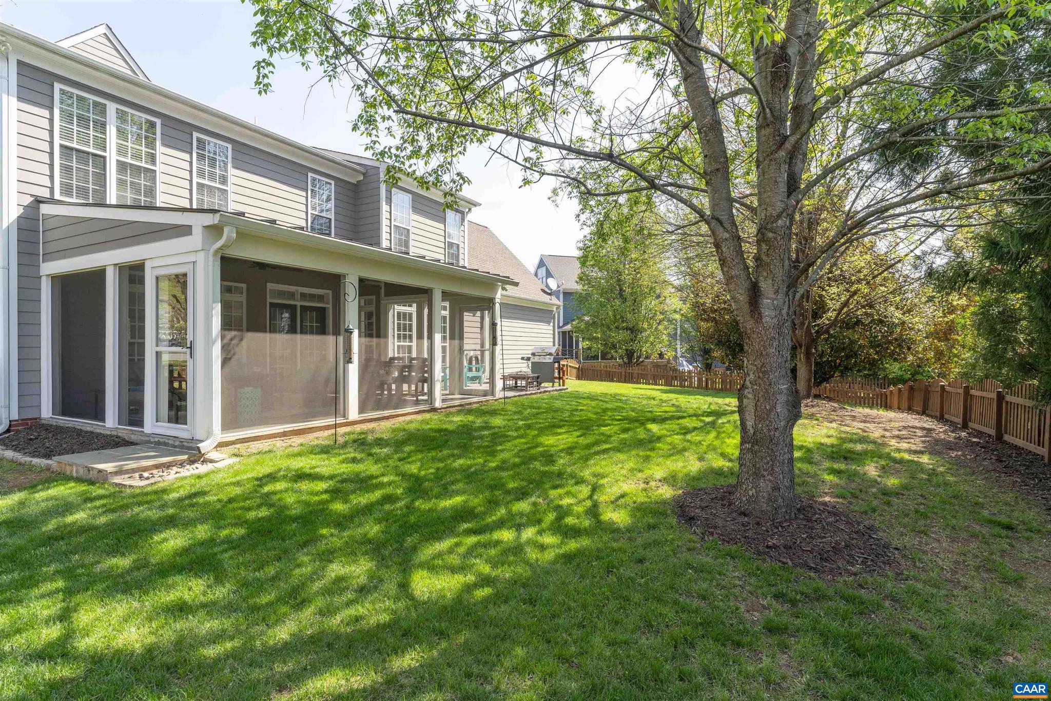 GRAYROCK - Residential