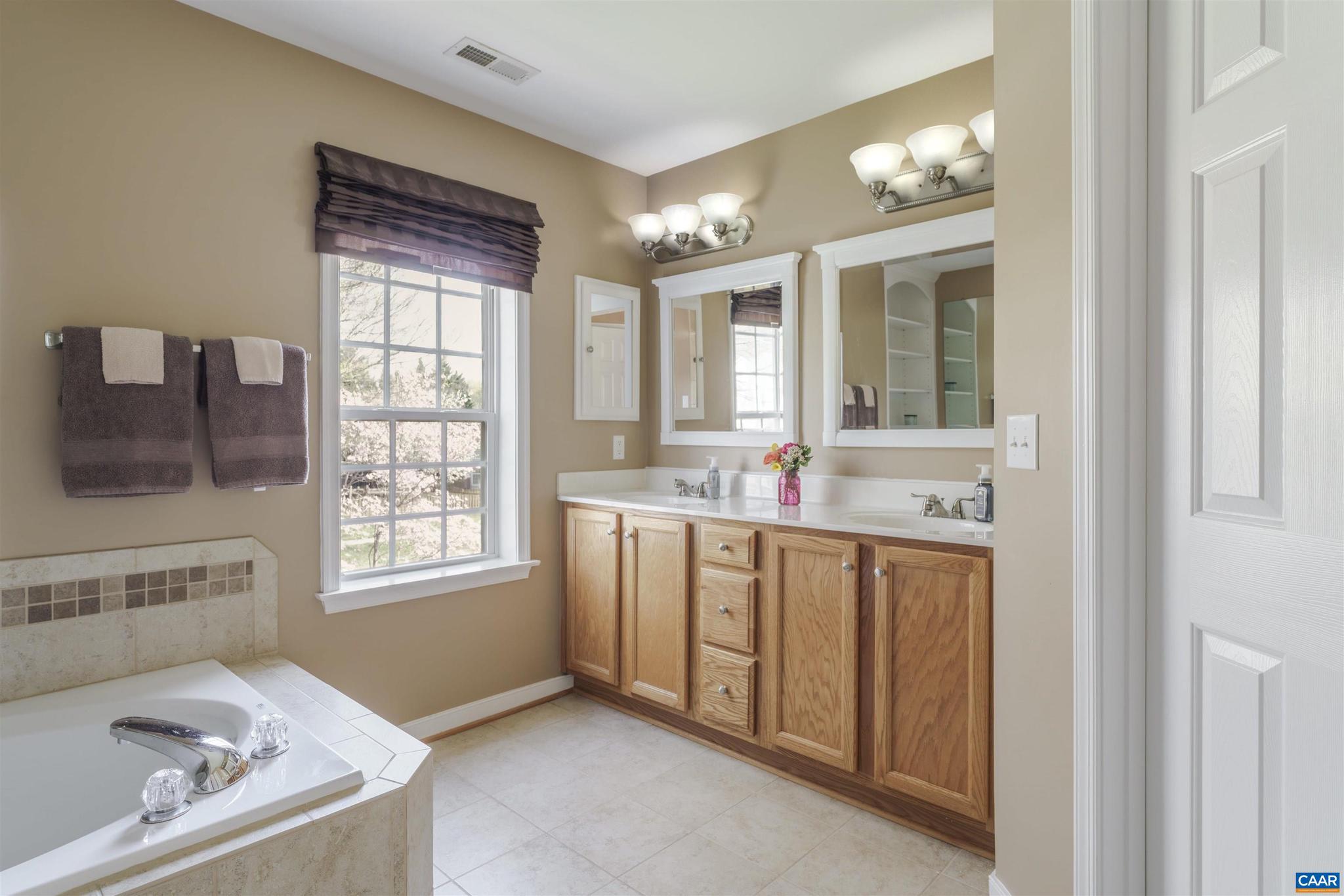 GRAYROCK - Residential