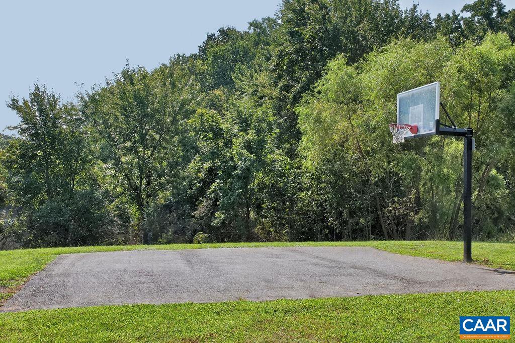 GRAYROCK - Residential