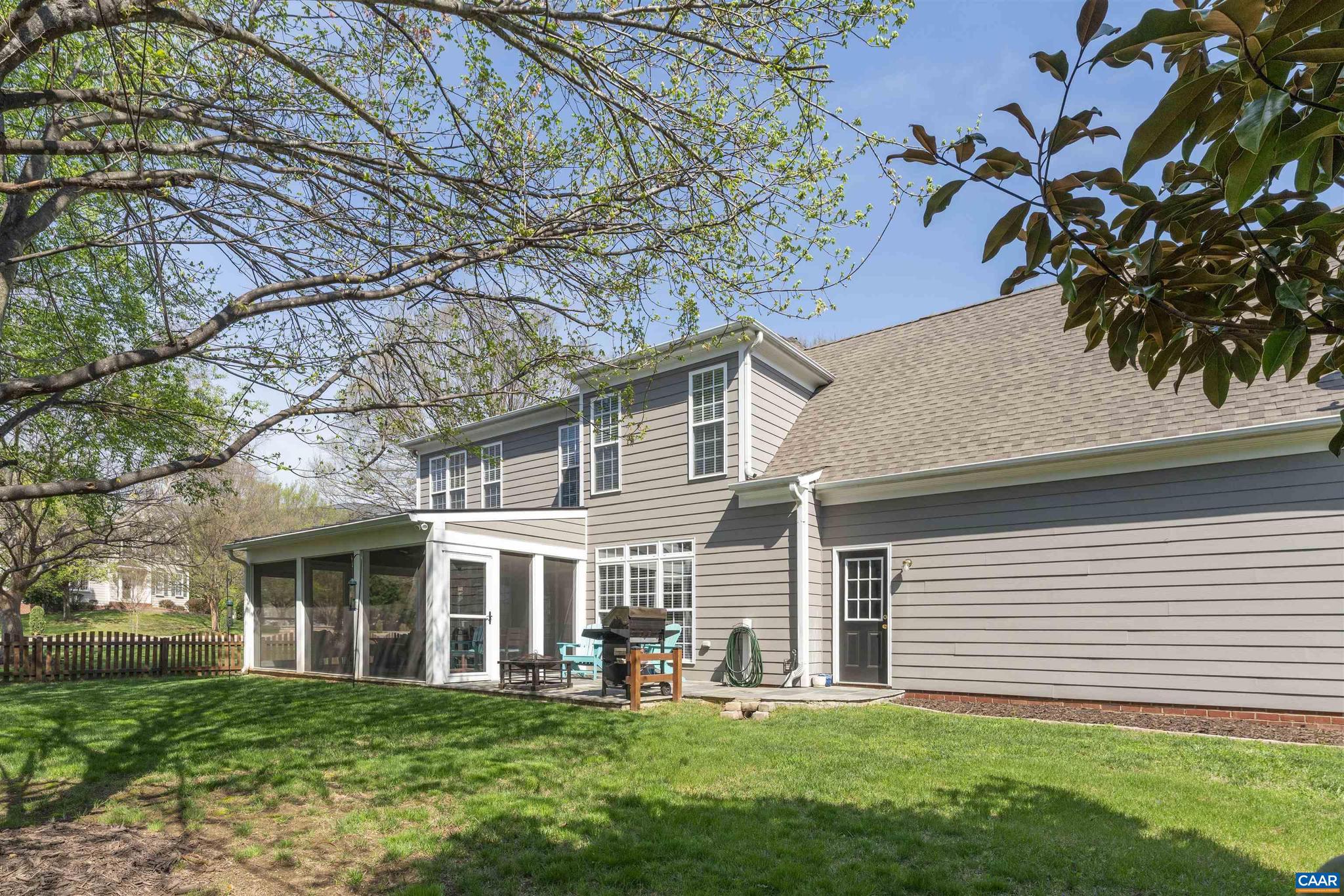 GRAYROCK - Residential