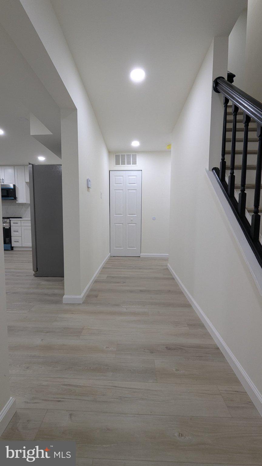 3015 BROMLEY COURT
