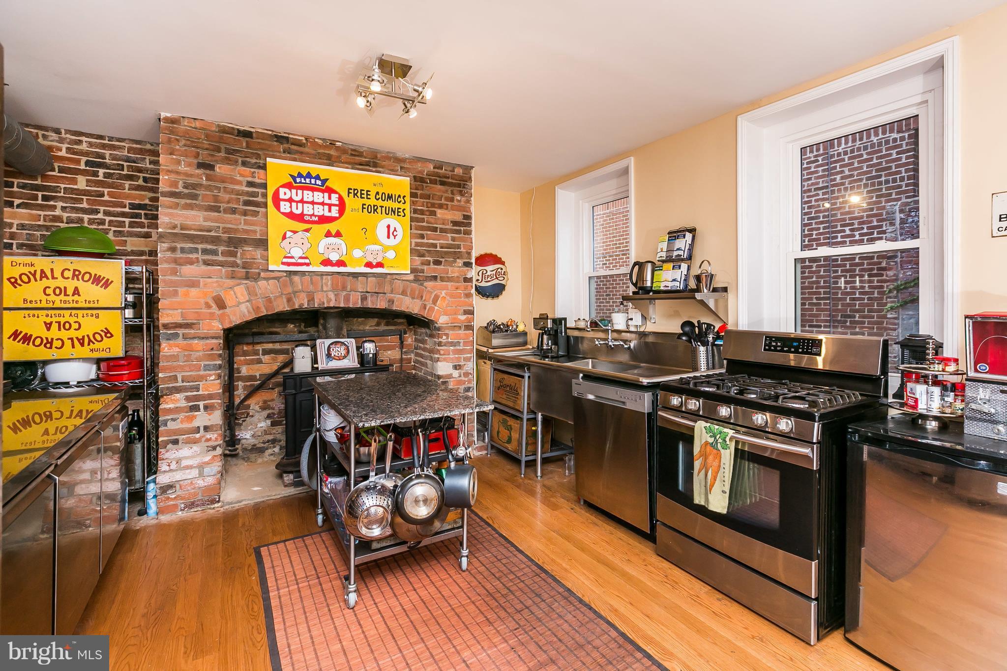 LITTLE ITALY - Residential