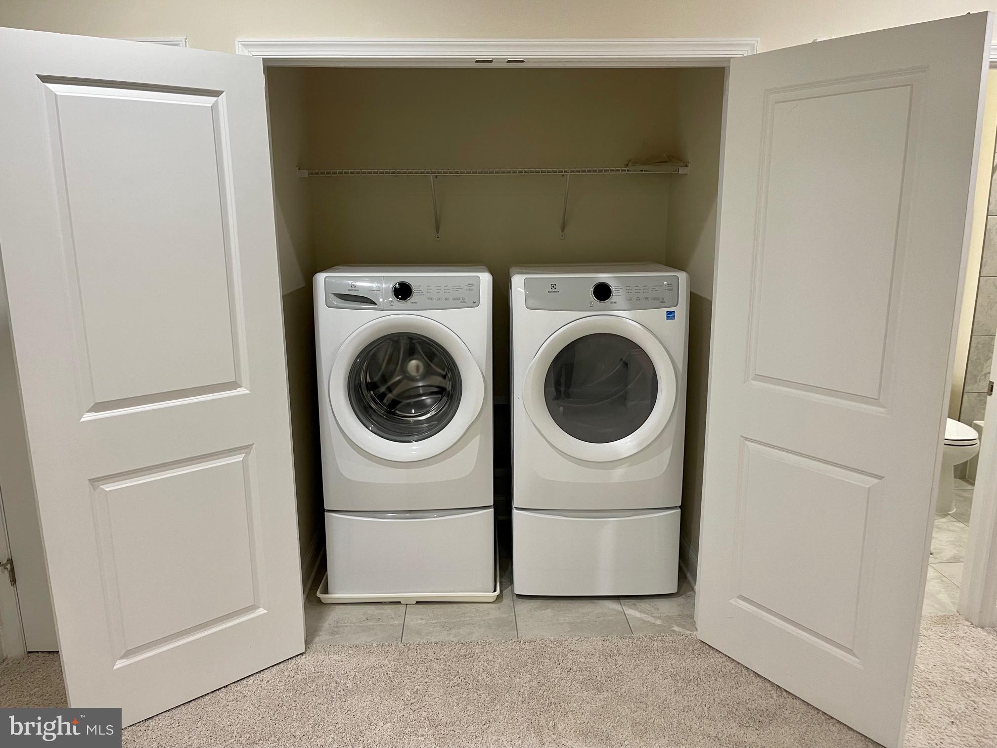 WESTVIEW SOUTH - Residential