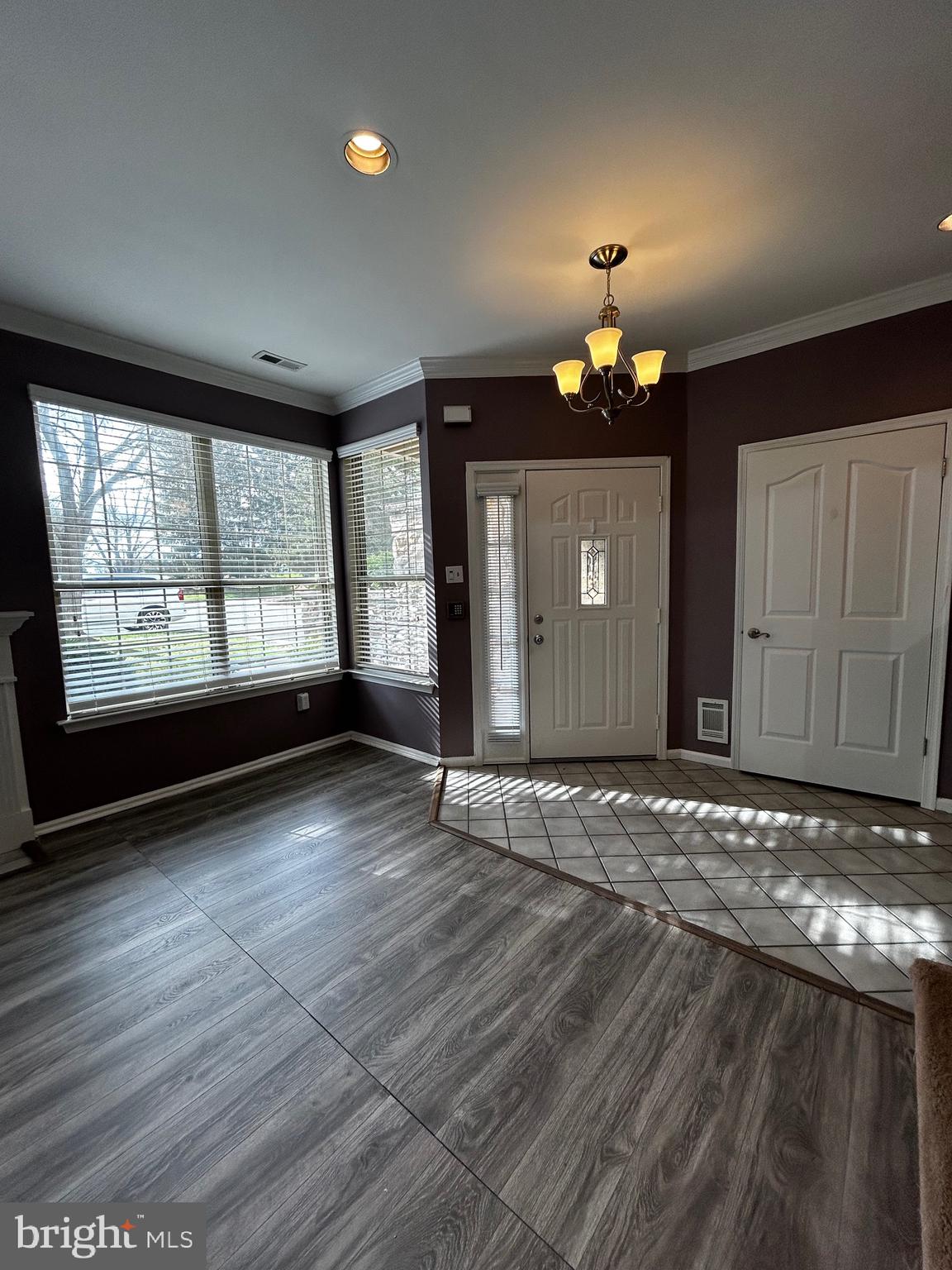 MONTGOMERY BROOKE - Residential Lease