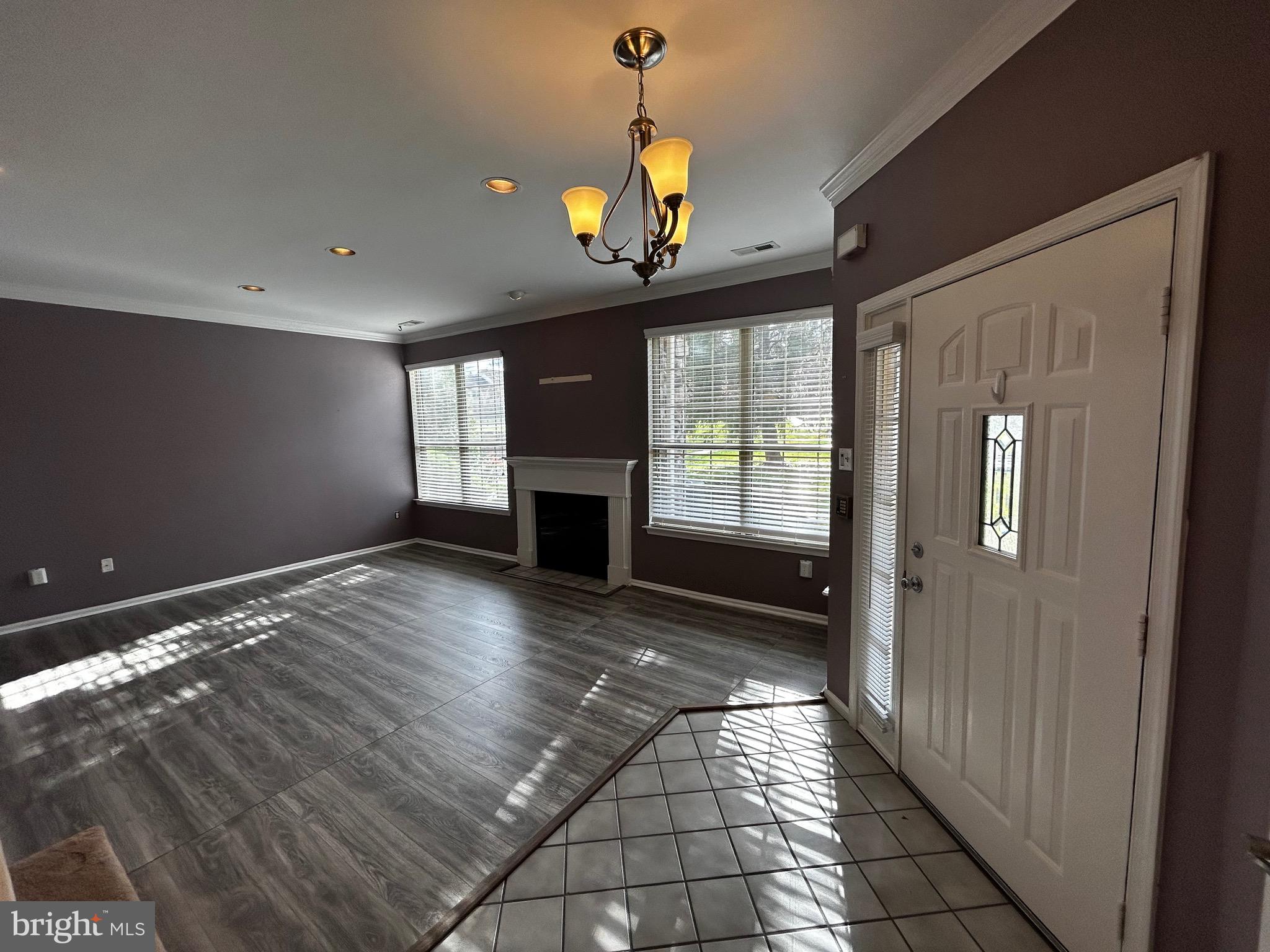 MONTGOMERY BROOKE - Residential Lease