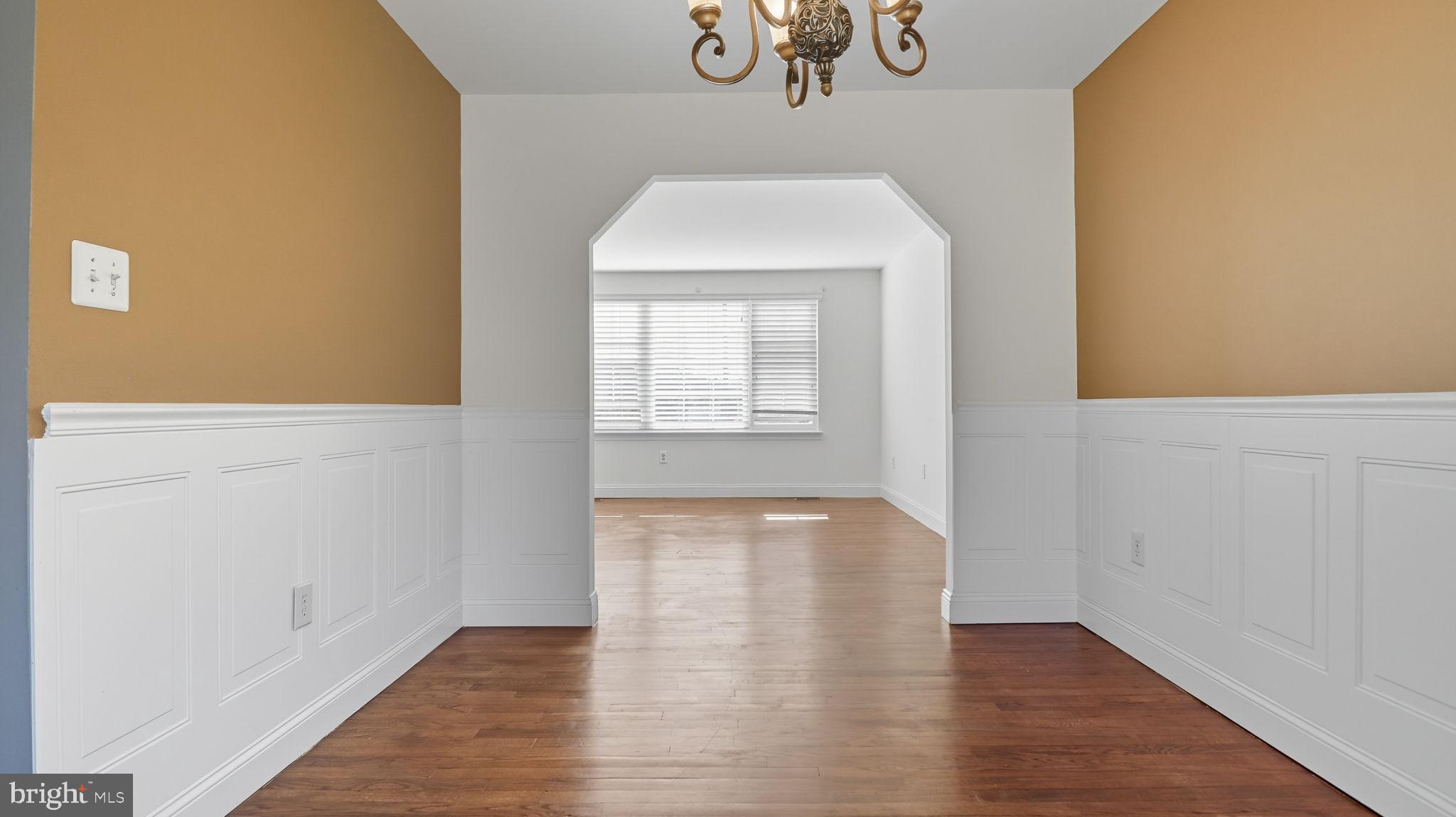 CAROLINE WOODS - Residential