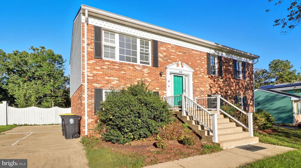 Photo of 8136 Comet Drive, FORT WASHINGTON, MD 20744 (MLS # MDPG2165444)