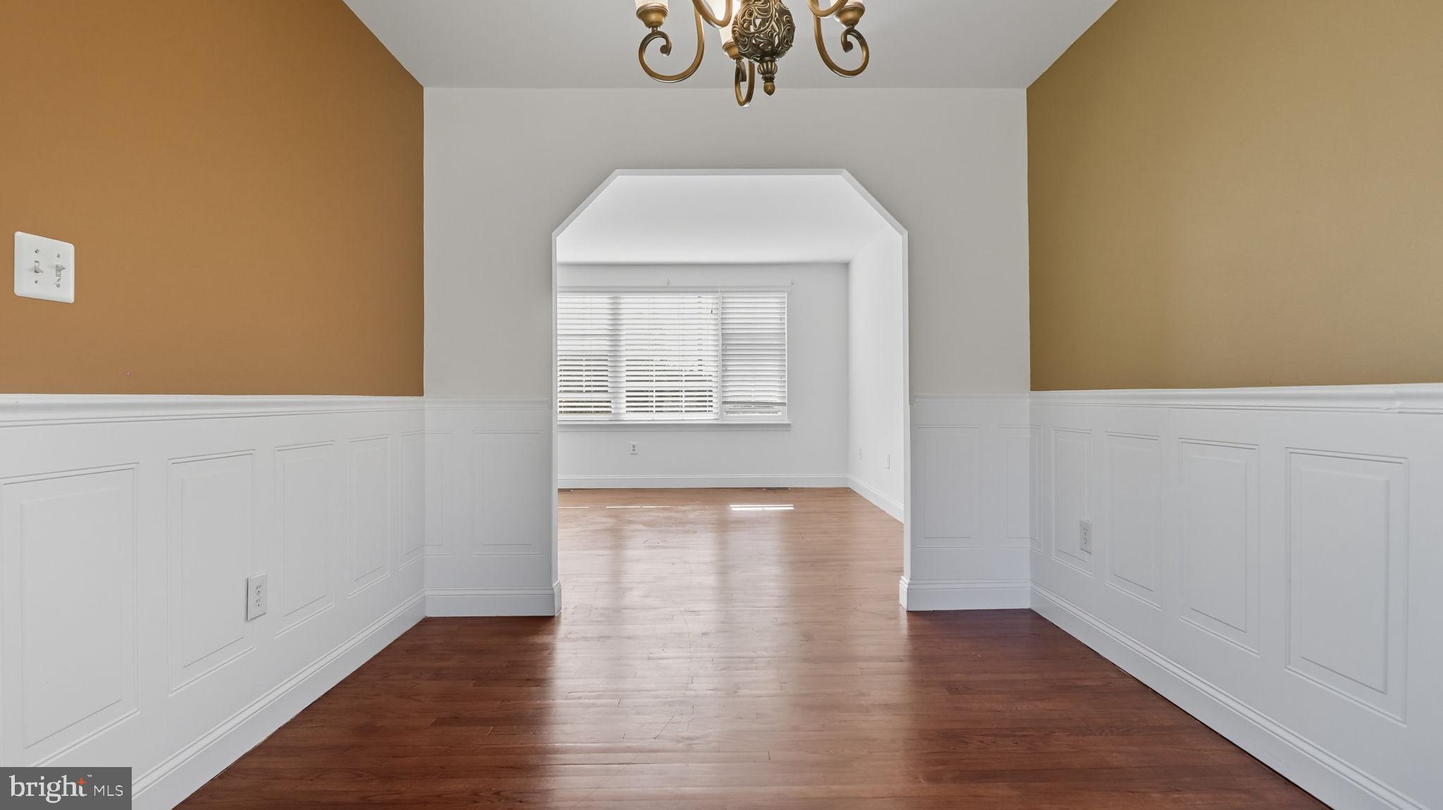 CAROLINE WOODS - Residential