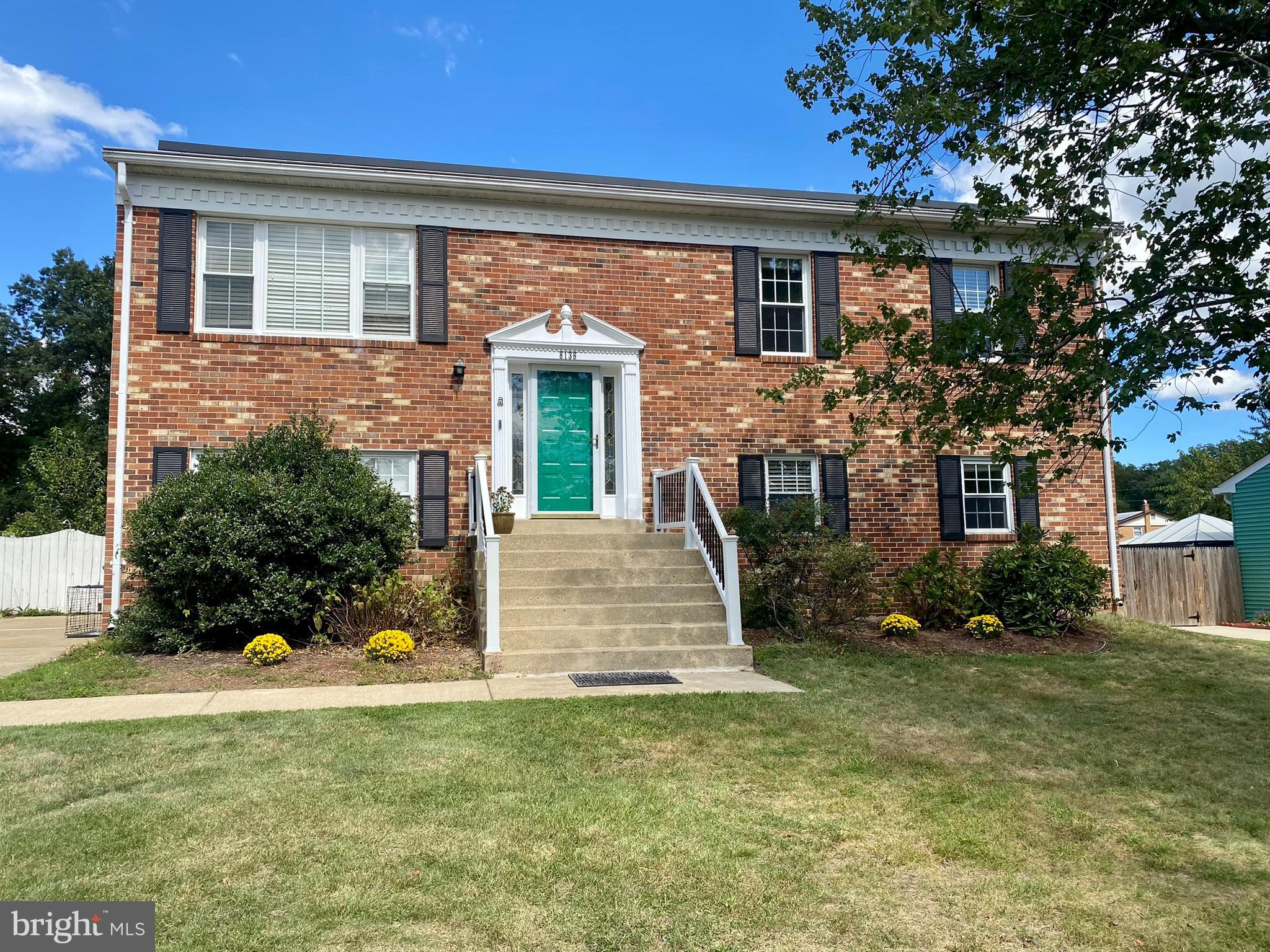 CAROLINE WOODS - Residential