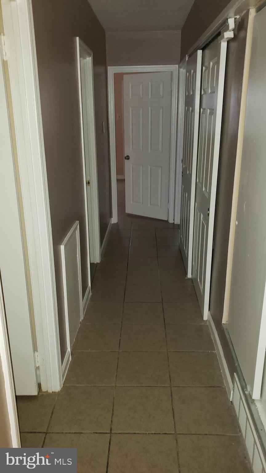 ASHTON-WOODENBRIDGE - Residential Lease