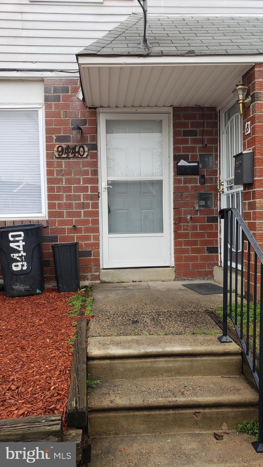 ASHTON-WOODENBRIDGE - Residential Lease