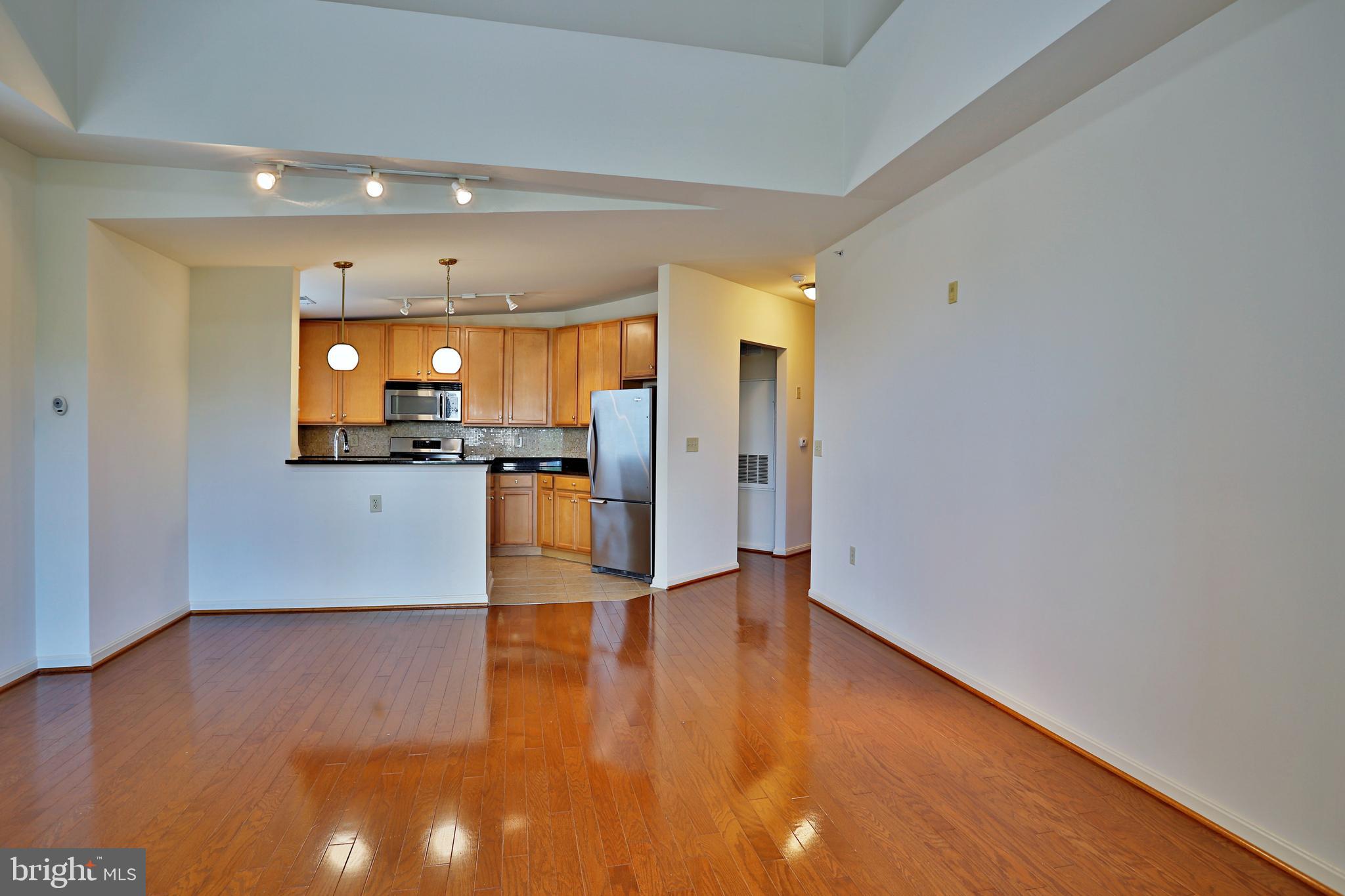 2655 PROSPERITY AVENUE 438