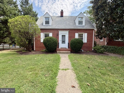 Homes For Rent - 2811 Valley Drive<br/> Alexandria City County, ALEXANDRIA, VA 22302