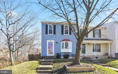 Townhouse For Sale - 7680 Wolford Way<br/> LORTON, VA 22079