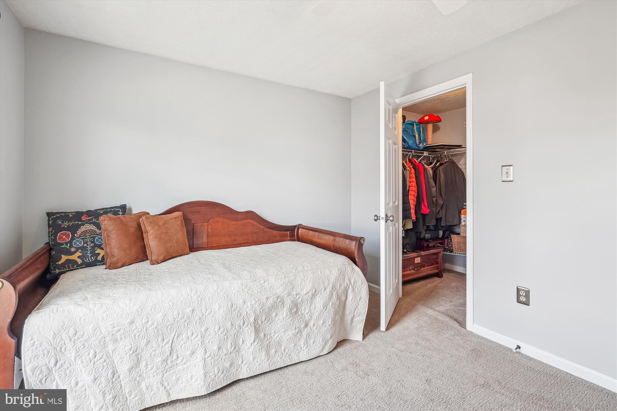 DUFIEF MILL - Residential