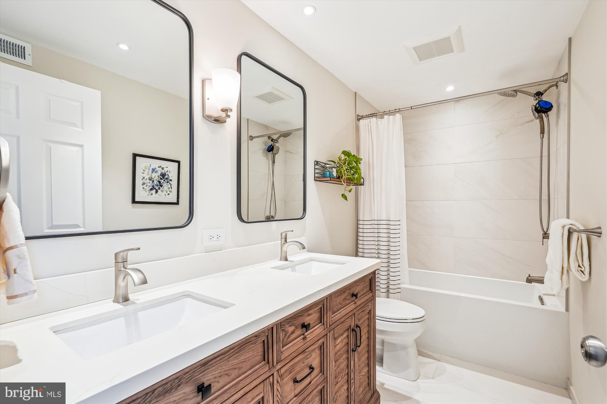 DUFIEF MILL - Residential