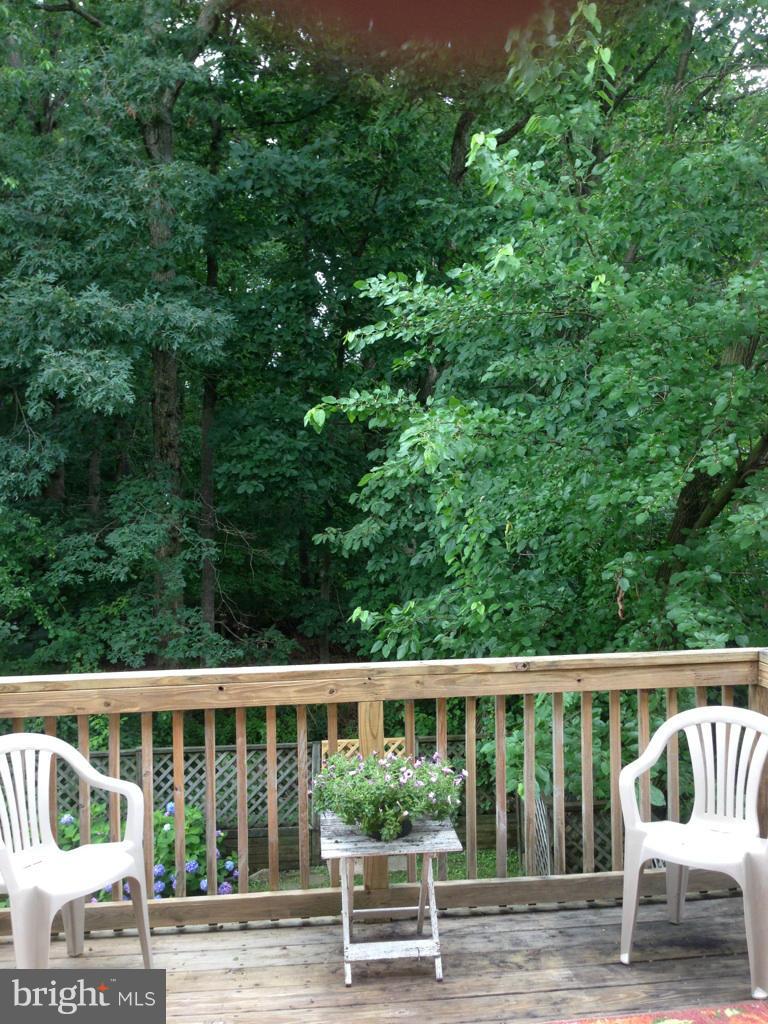 TOWN & COUNTRY APARTMENTS CARNEY - Residential