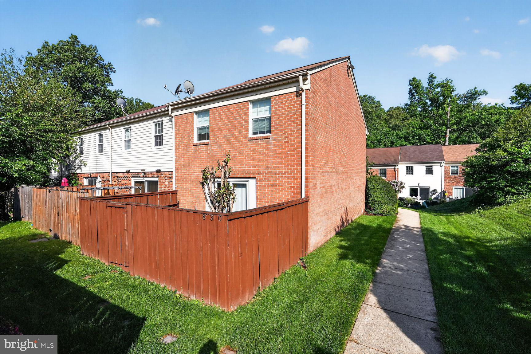 PLYMOUTH GARDENS - Residential
