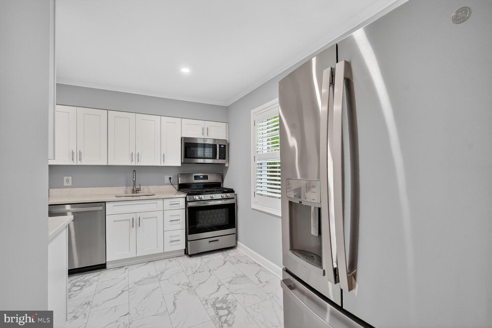 PLYMOUTH GARDENS - Residential