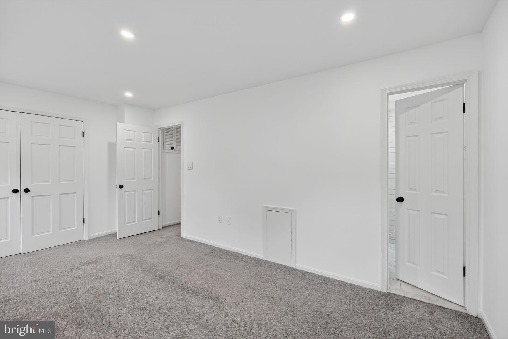PLYMOUTH GARDENS - Residential