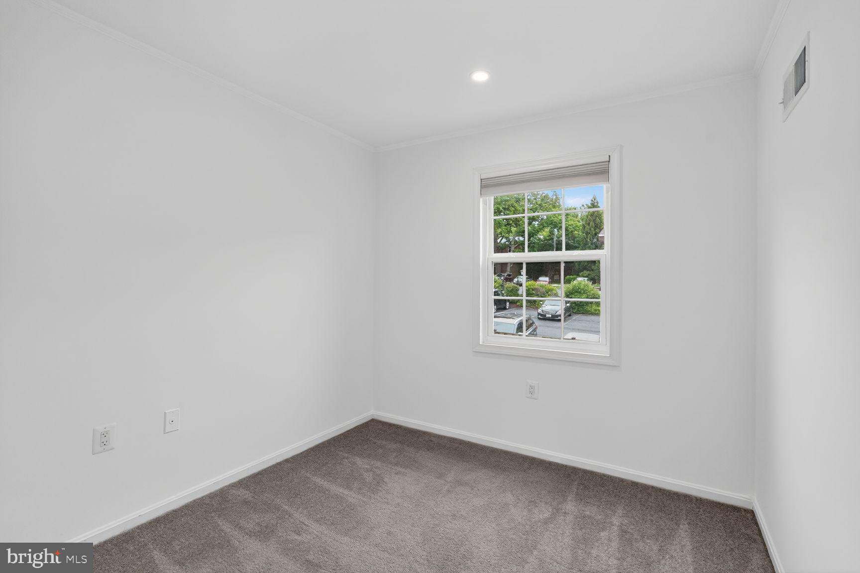 PLYMOUTH GARDENS - Residential