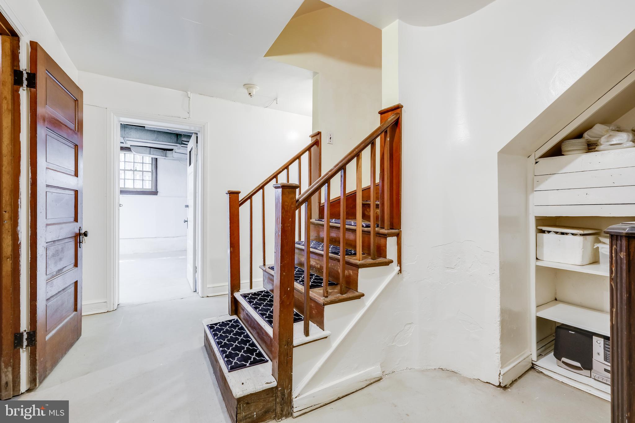 FOREST HILLS - Residential