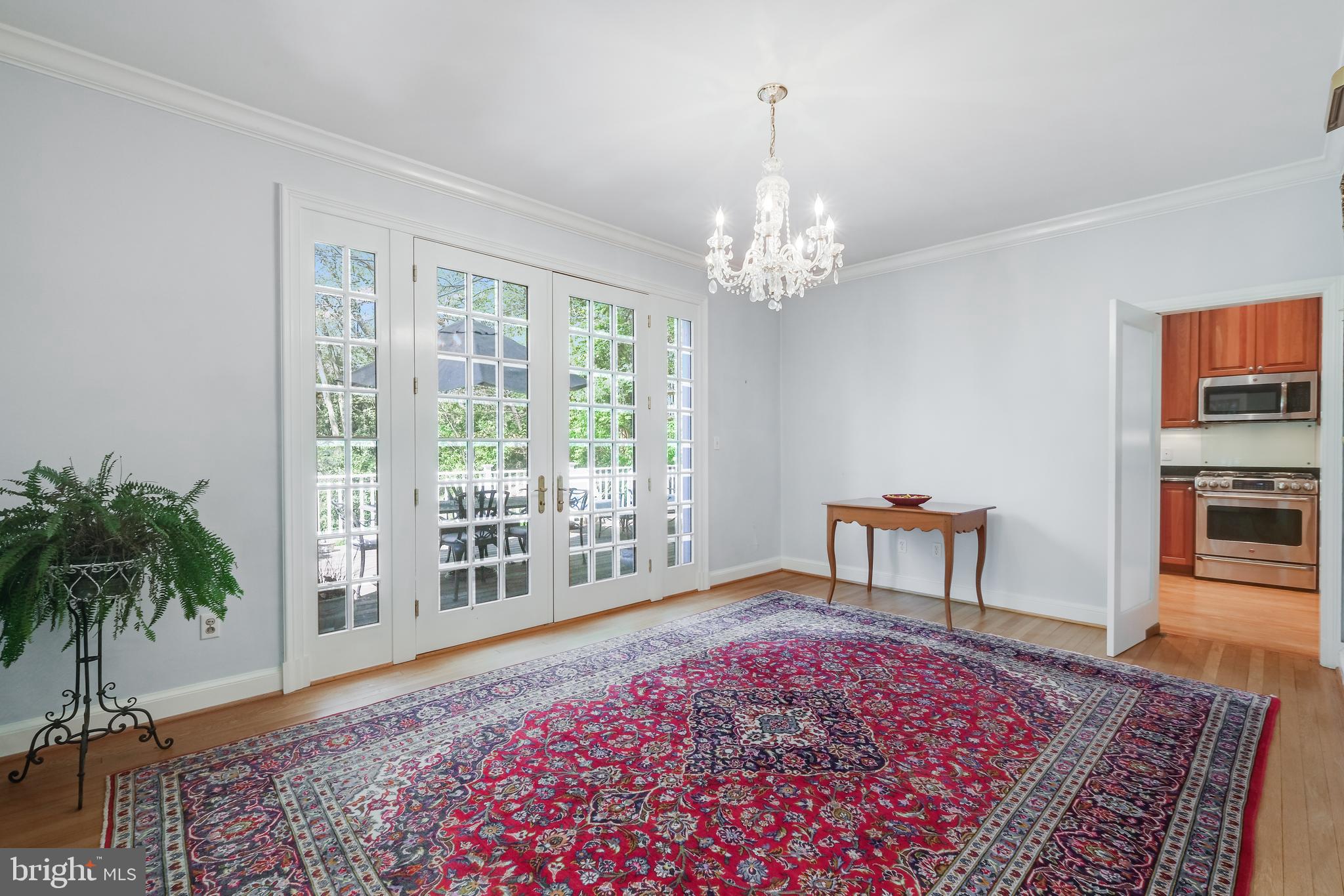 FOREST HILLS - Residential