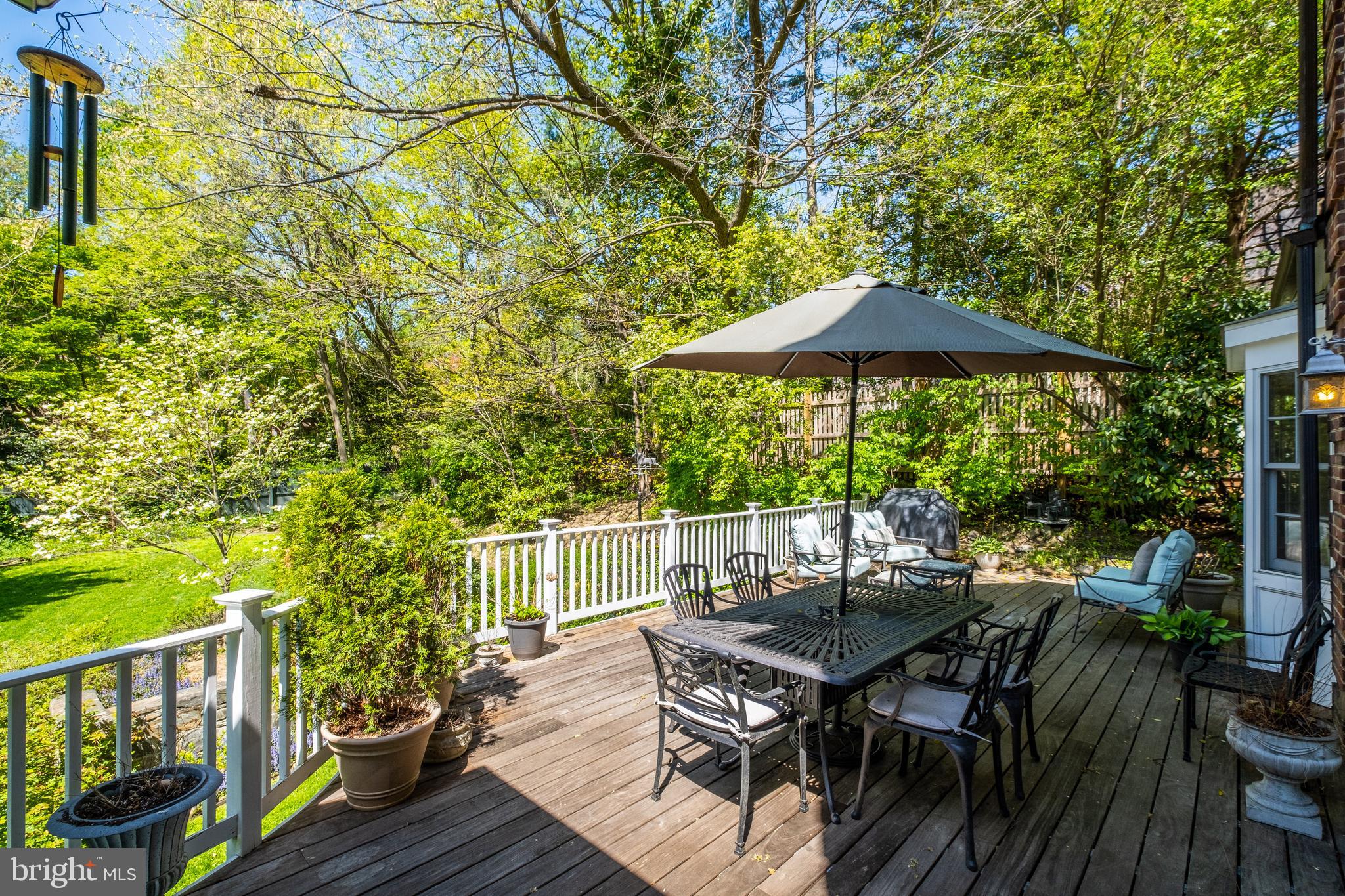 FOREST HILLS - Residential
