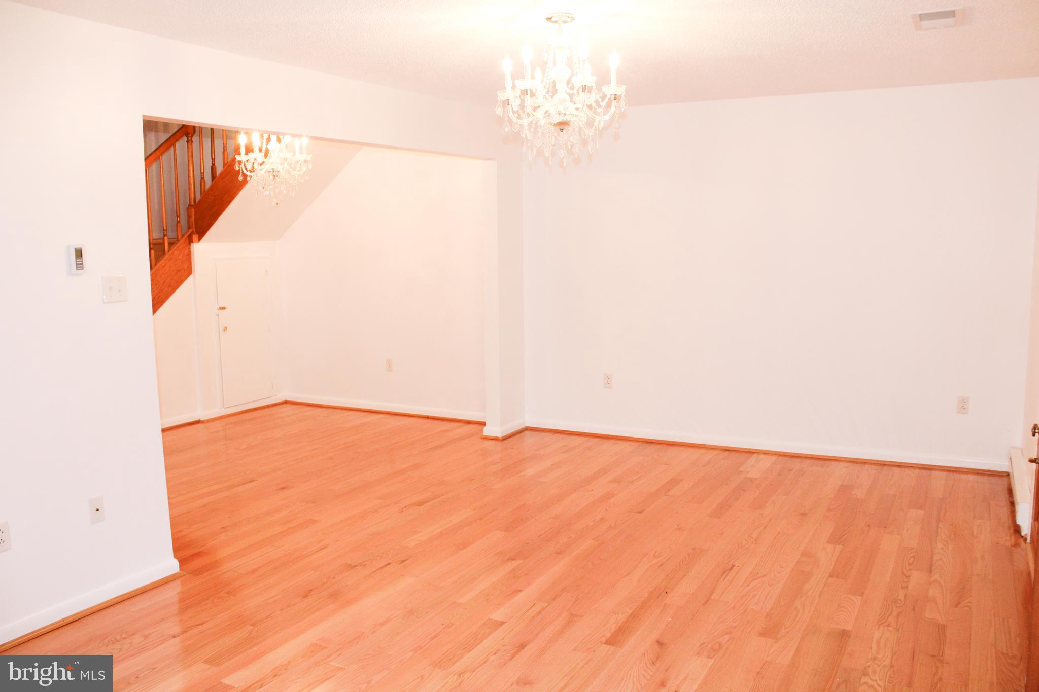 COLONIAL PARK - Residential