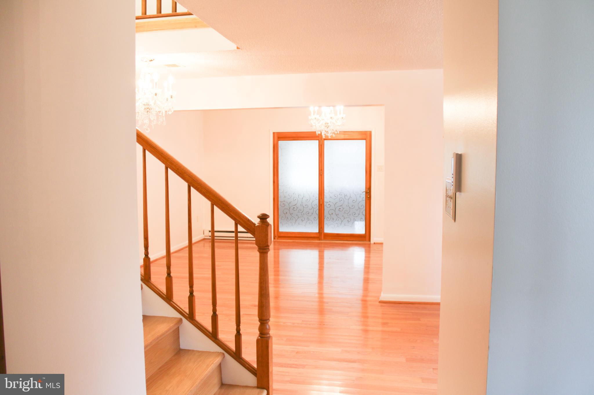 COLONIAL PARK - Residential