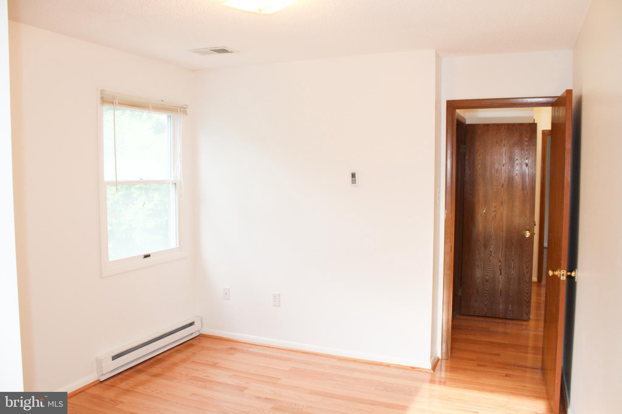 COLONIAL PARK - Residential