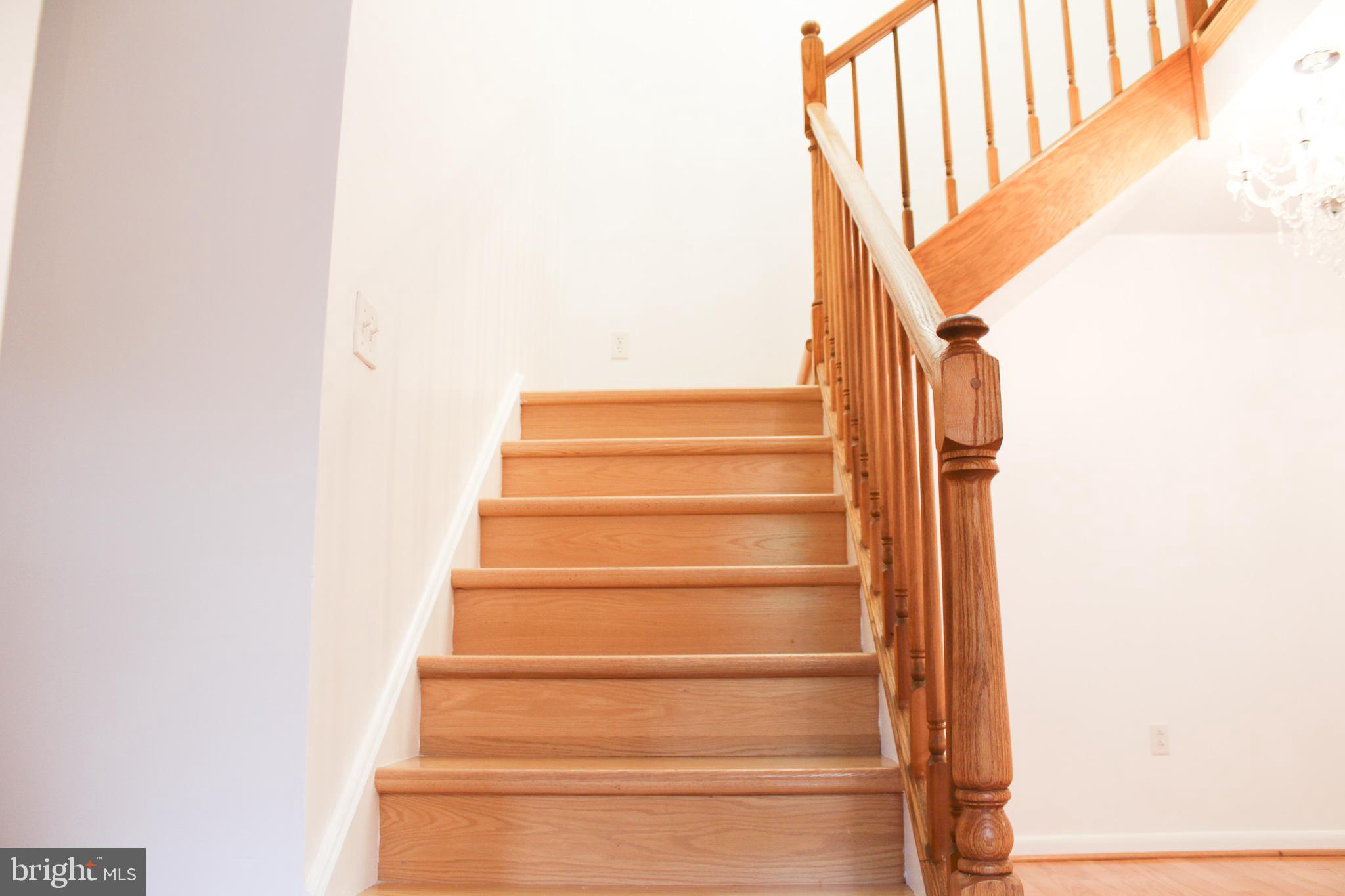 COLONIAL PARK - Residential