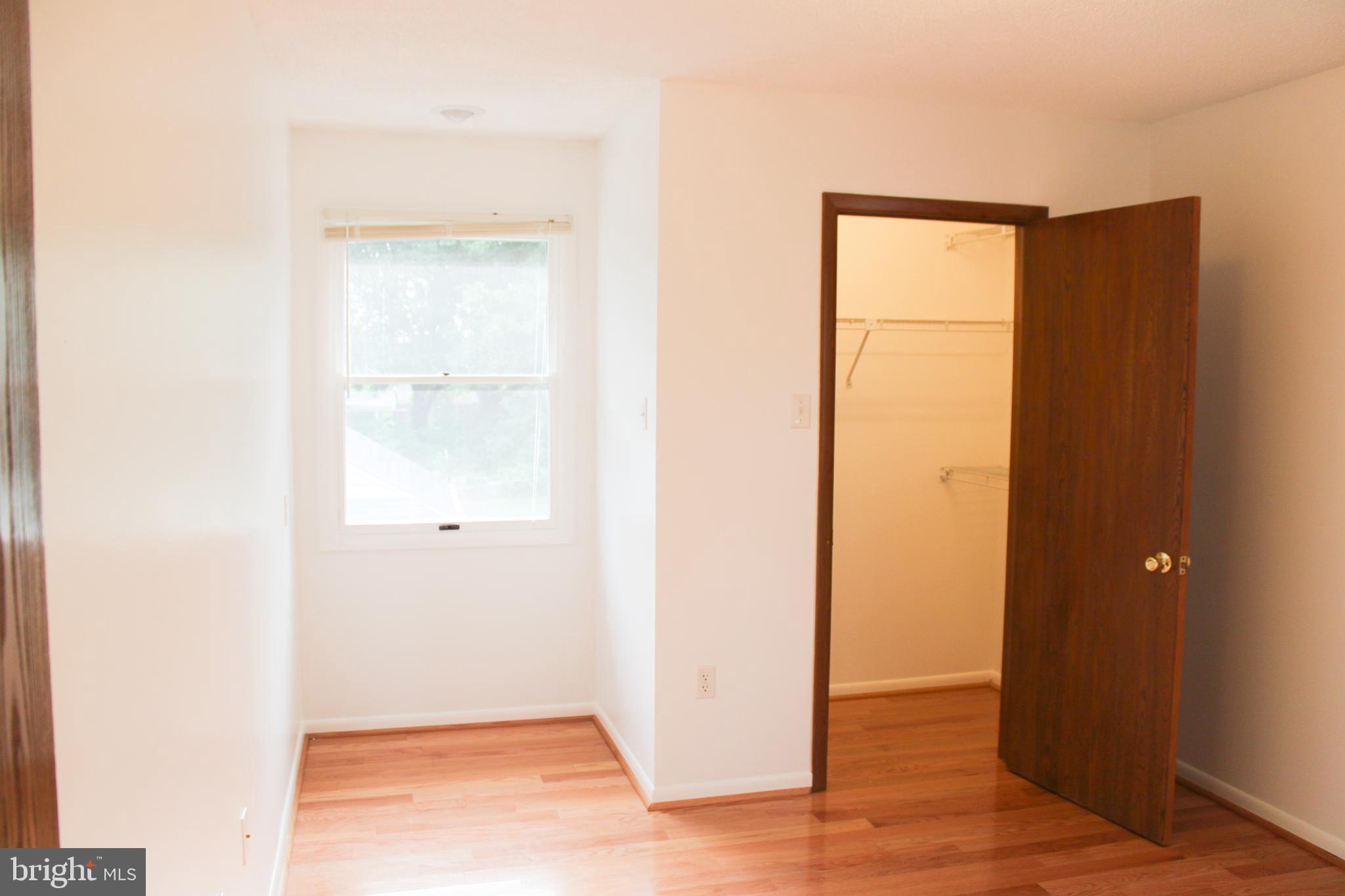 COLONIAL PARK - Residential