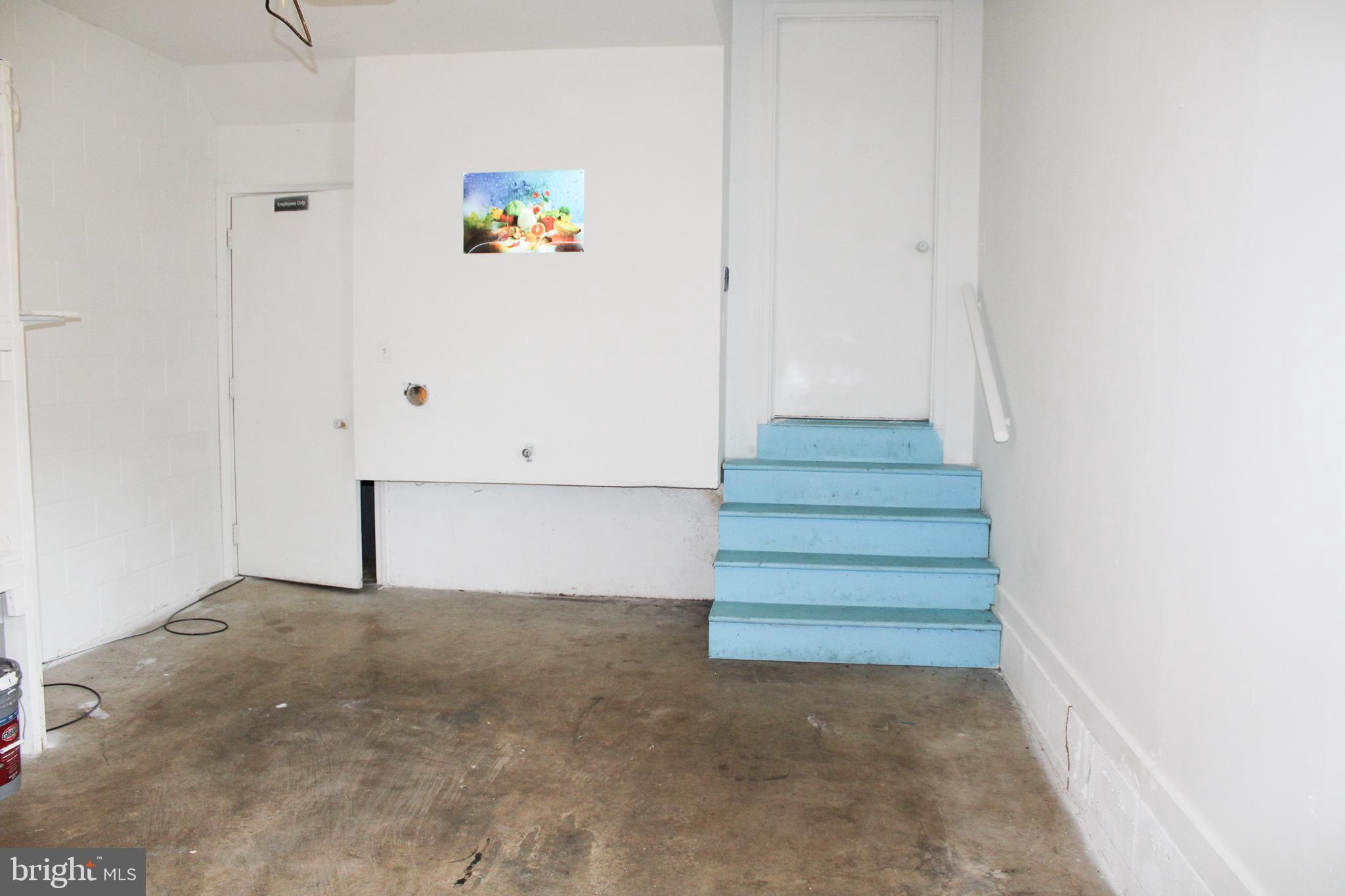 COLONIAL PARK - Residential