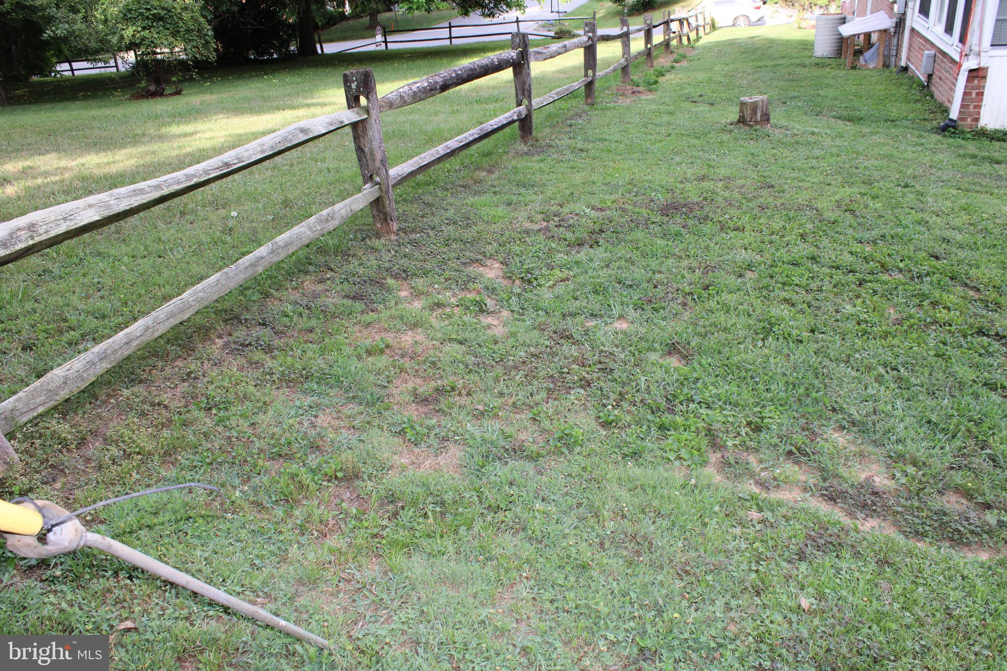 COLONIAL PARK - Residential