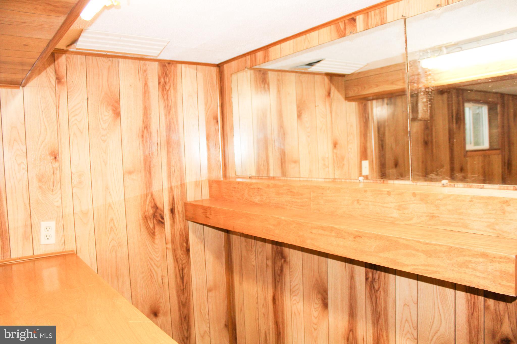 COLONIAL PARK - Residential