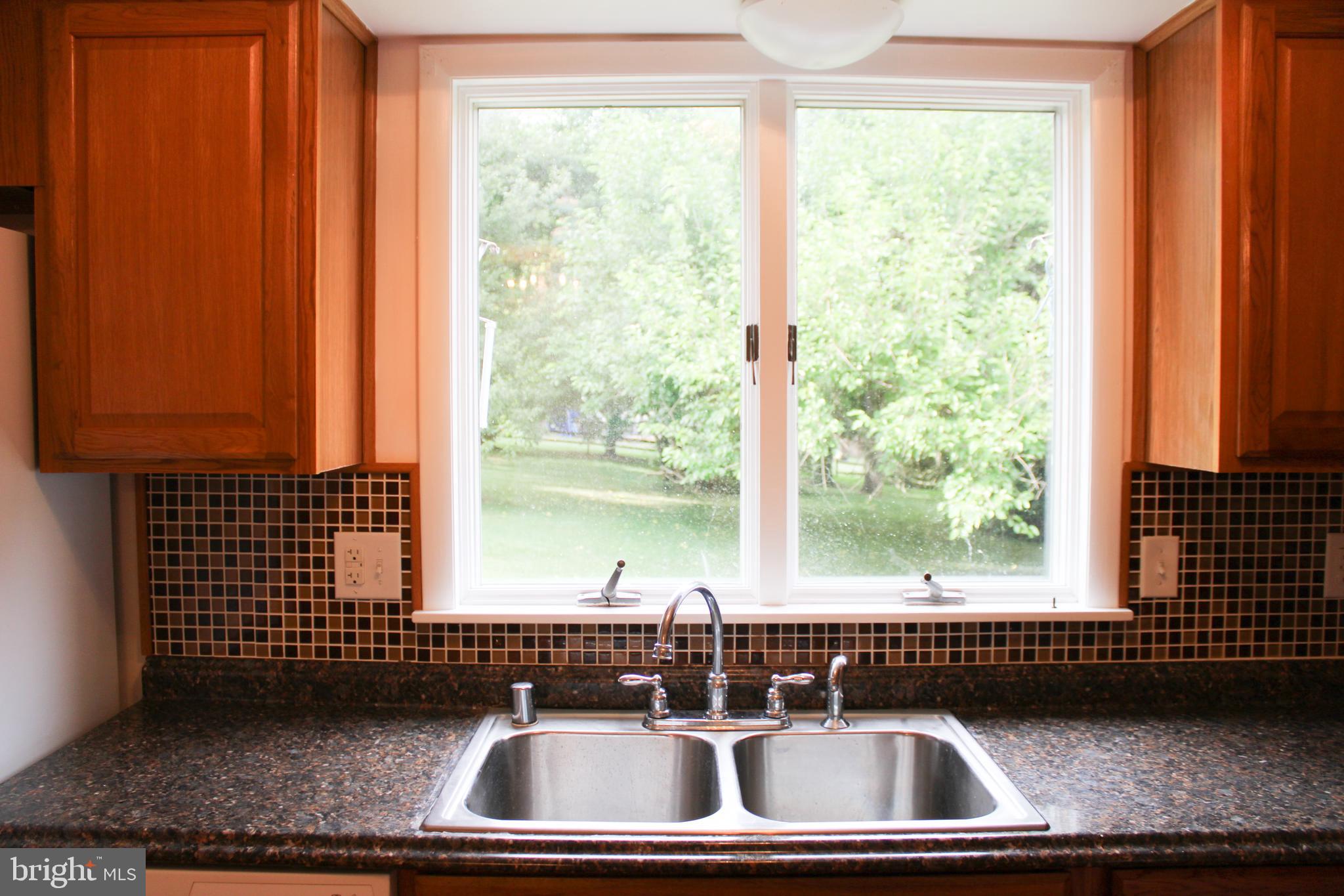 COLONIAL PARK - Residential