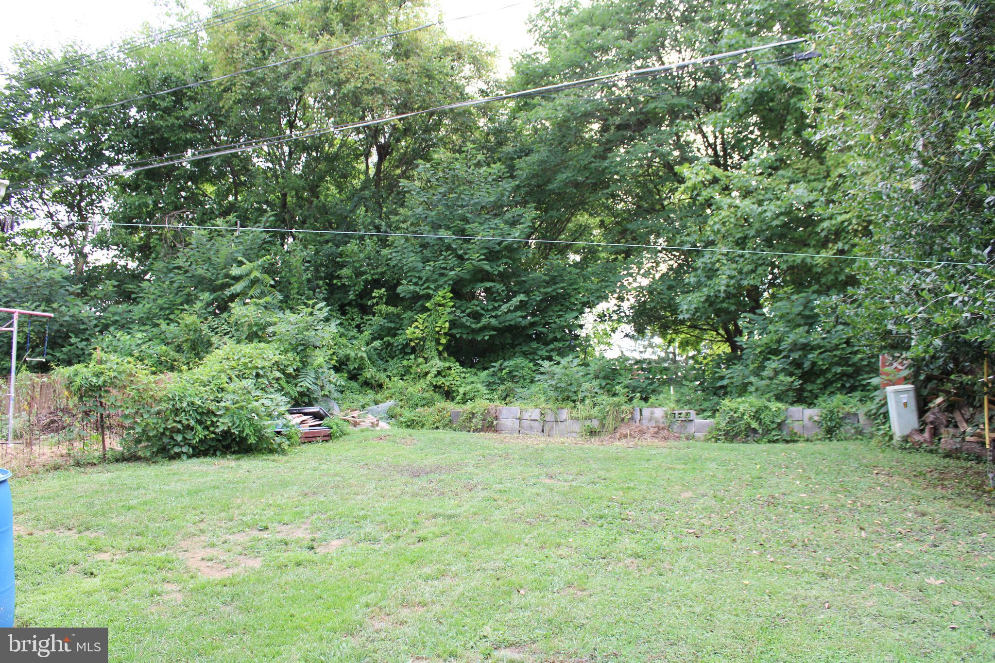 COLONIAL PARK - Residential