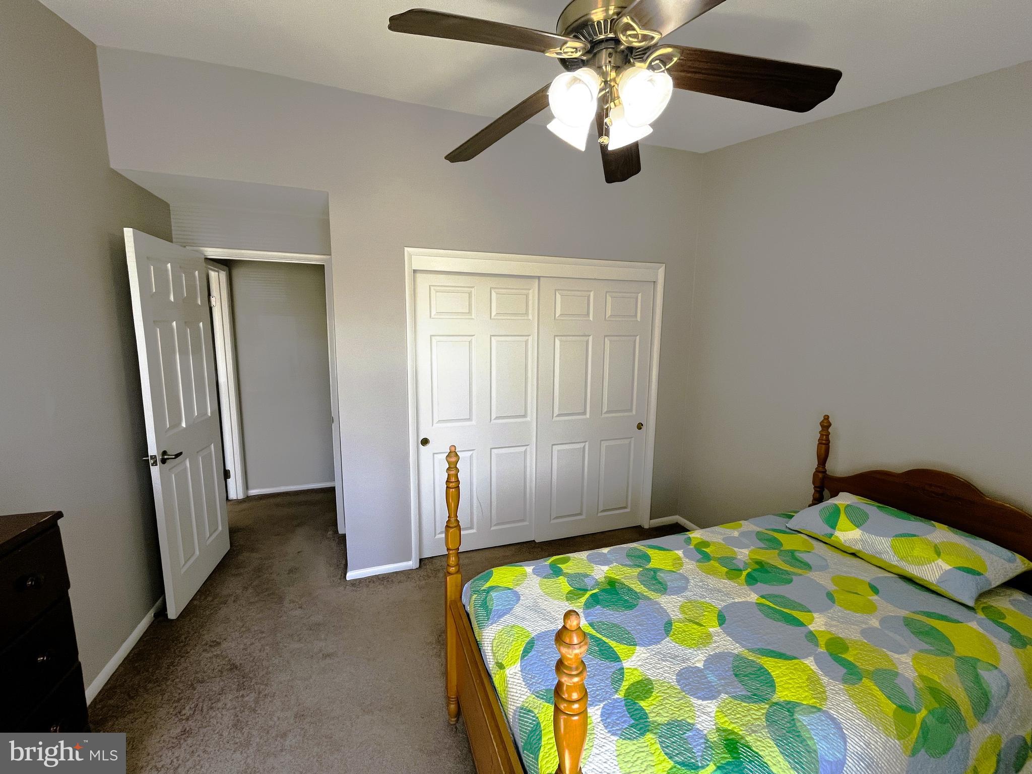 FAIRFAX HERITAGE - Residential