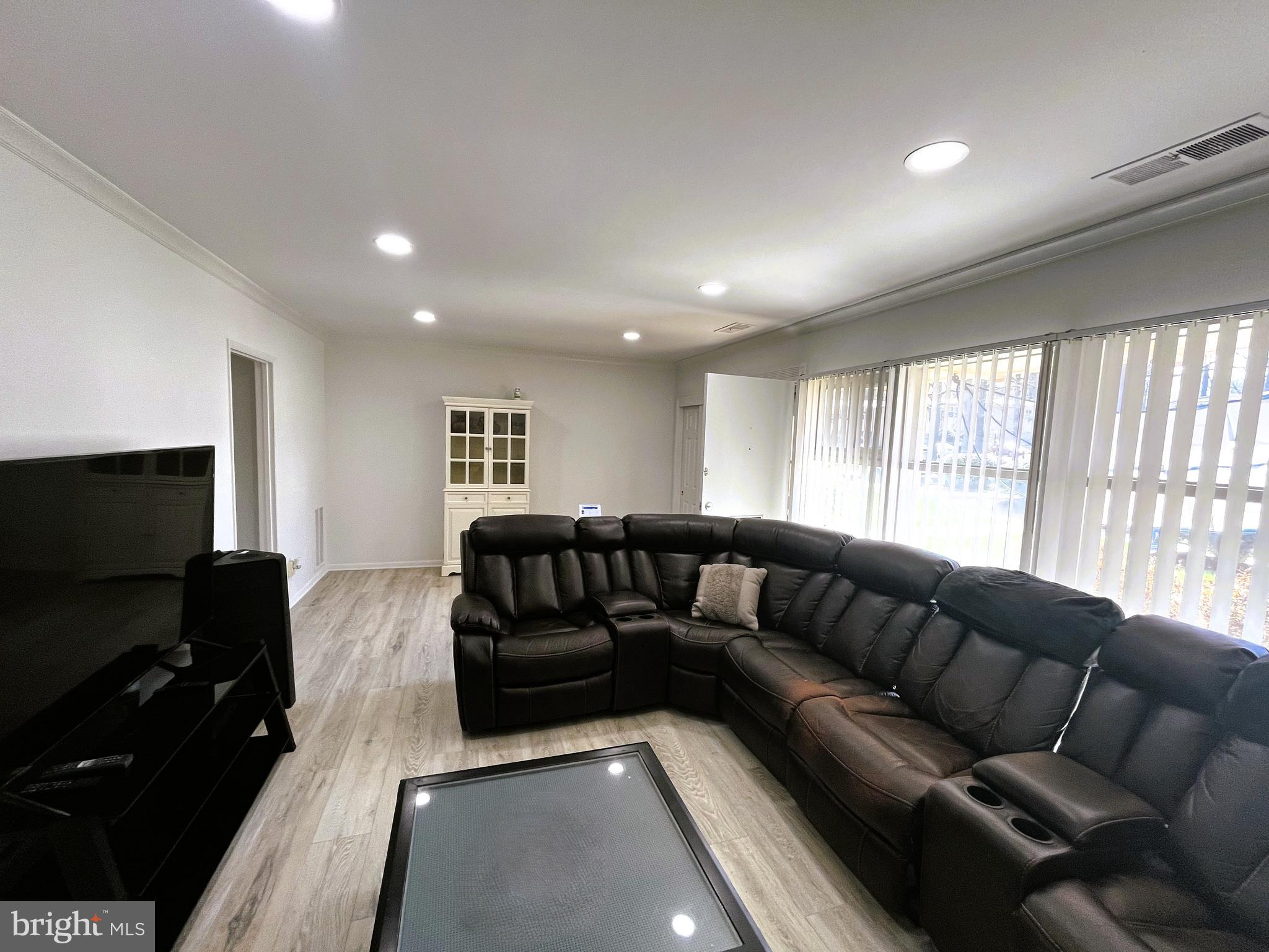 FAIRFAX HERITAGE - Residential