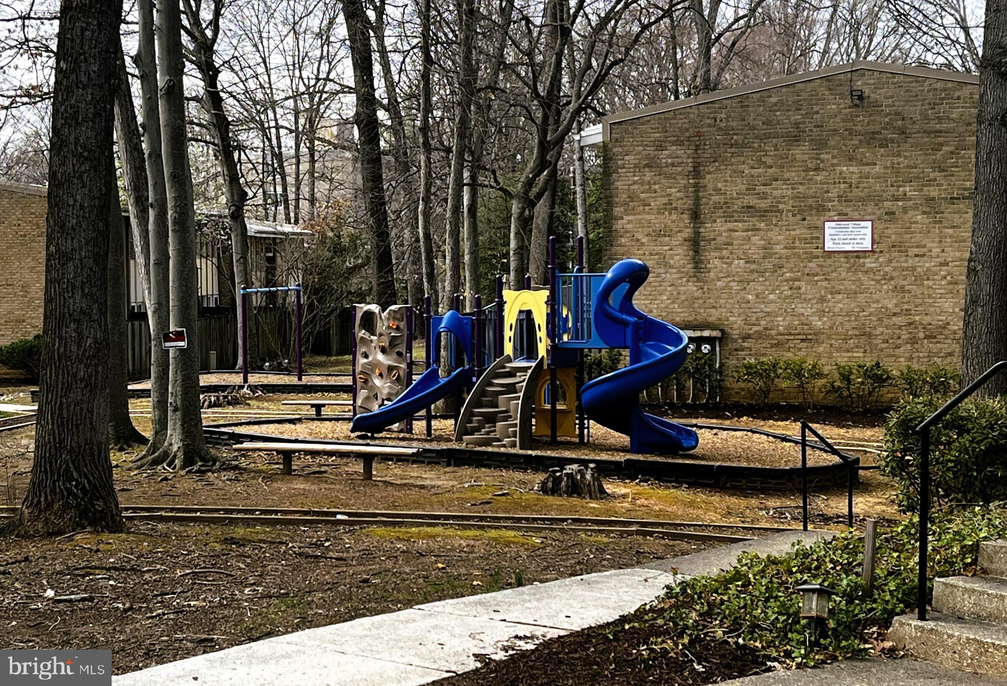 FAIRFAX HERITAGE - Residential