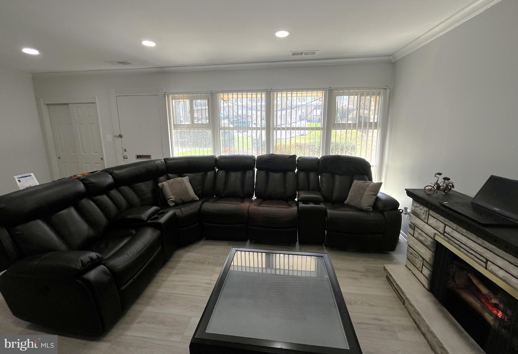 FAIRFAX HERITAGE - Residential