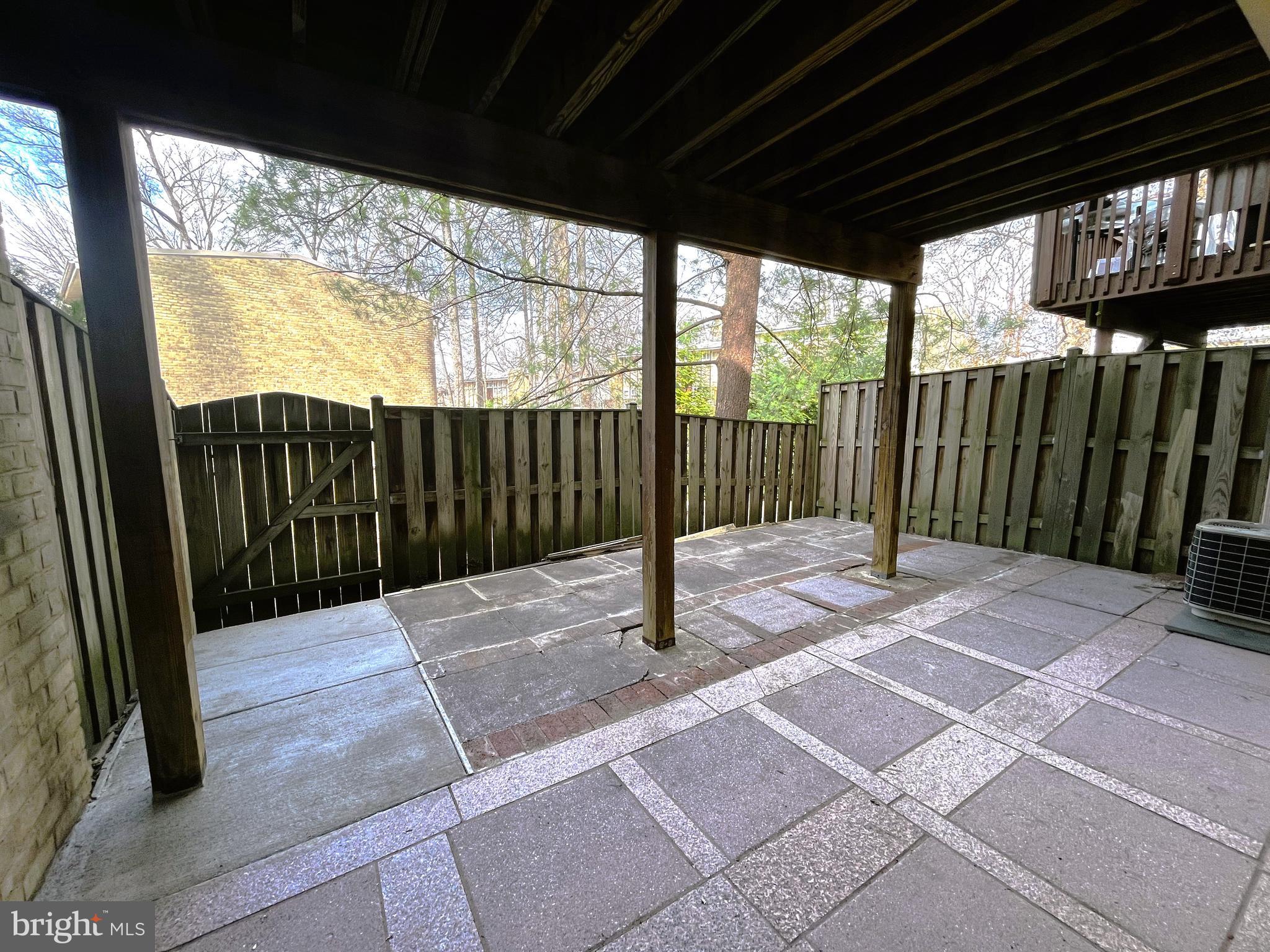 FAIRFAX HERITAGE - Residential