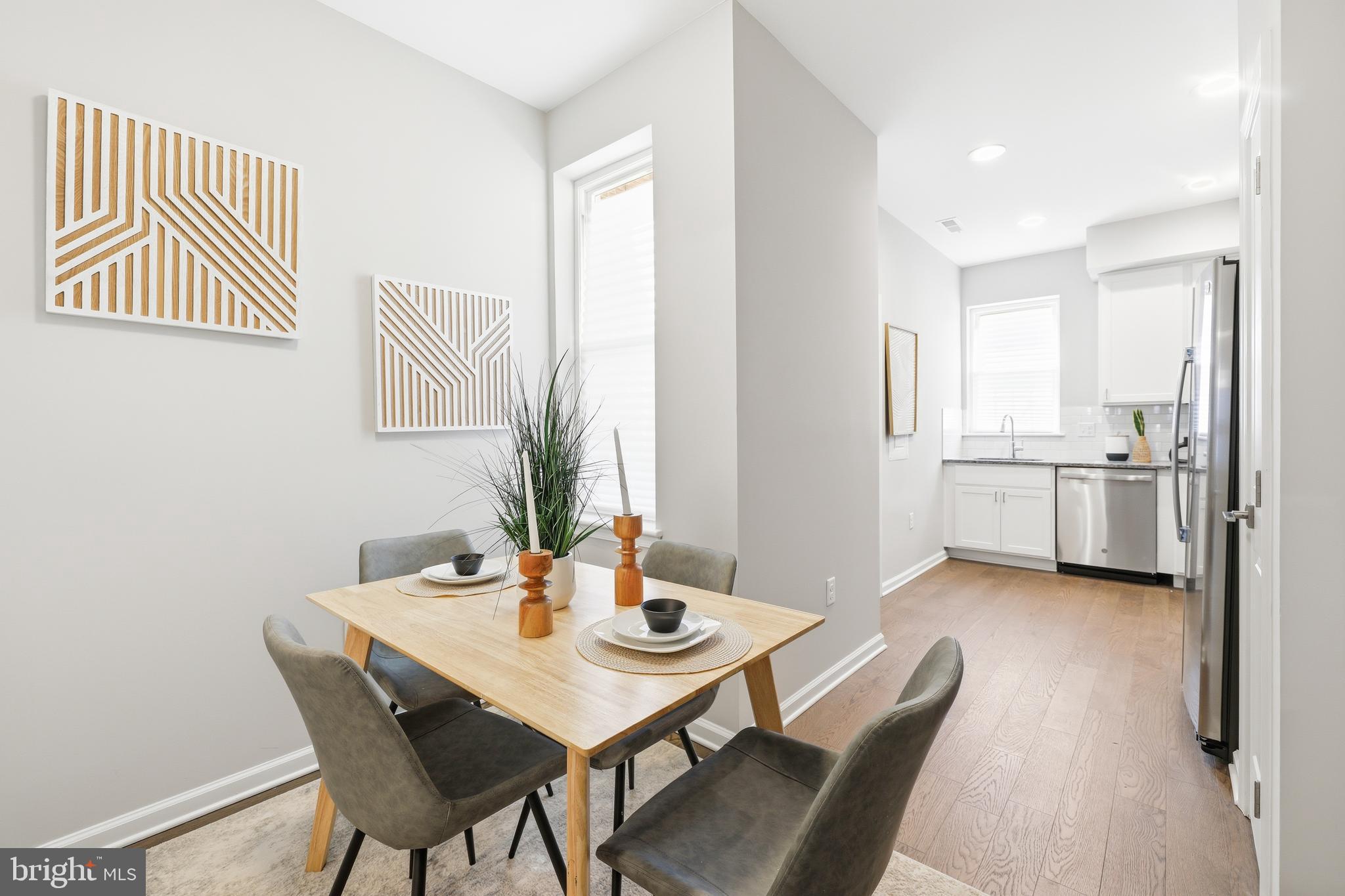 JOHNSTON SQUARE - Residential