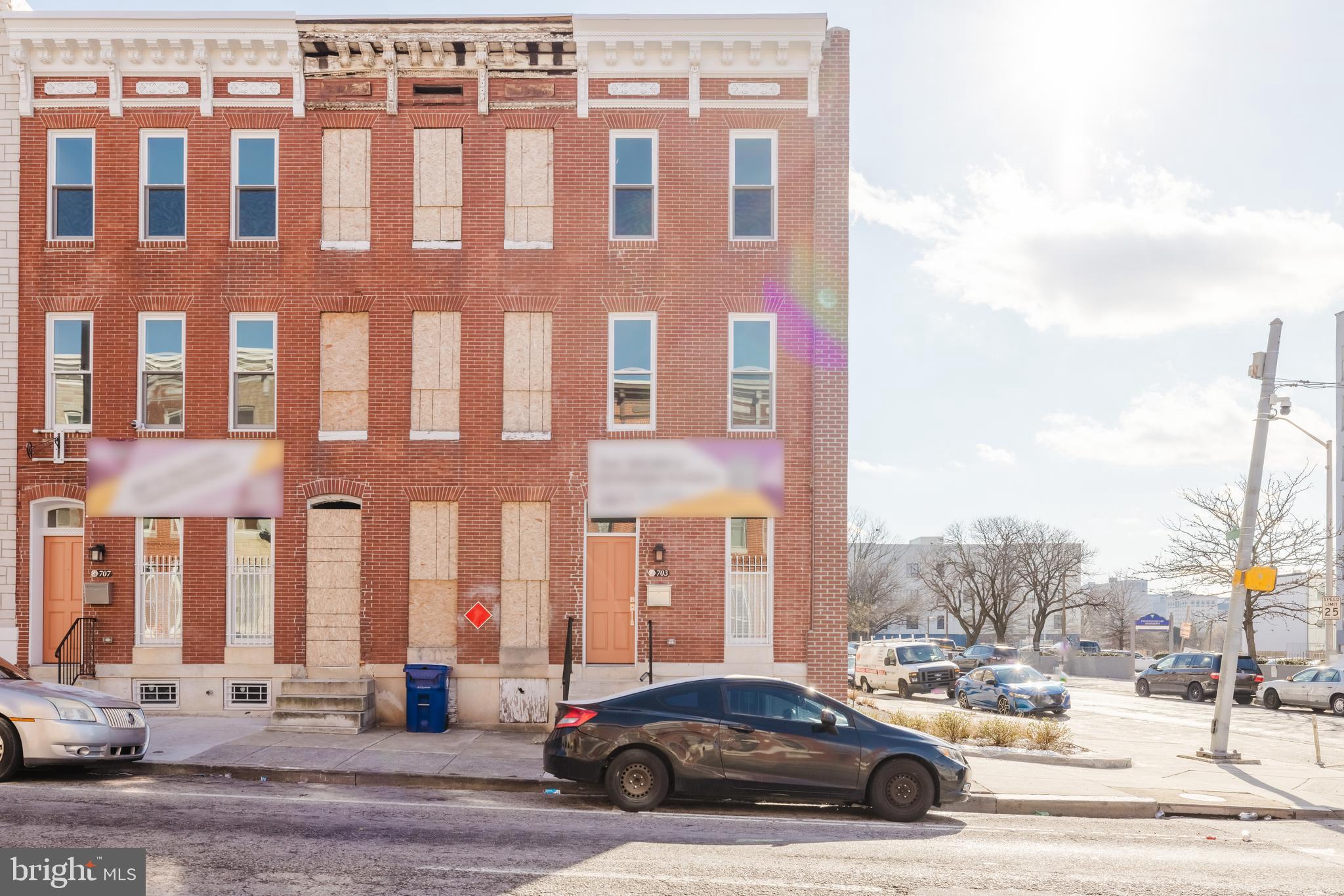 703 E PRESTON STREET