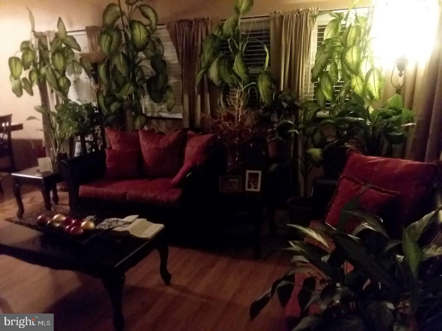 ROCKDALE GARDENS - Residential