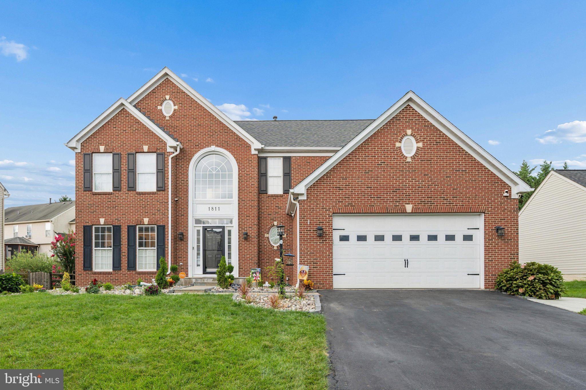 1811 CYRIL COURT
