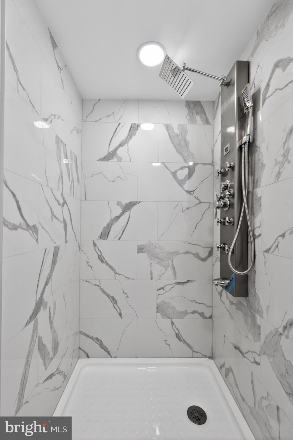 CASTOR GARDENS - Residential